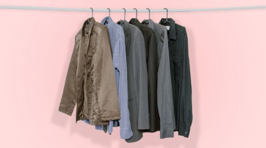 Illustratie voor: Hoe herenjassen door de jaren heen zijn geëvolueerd volgens de laatste trends